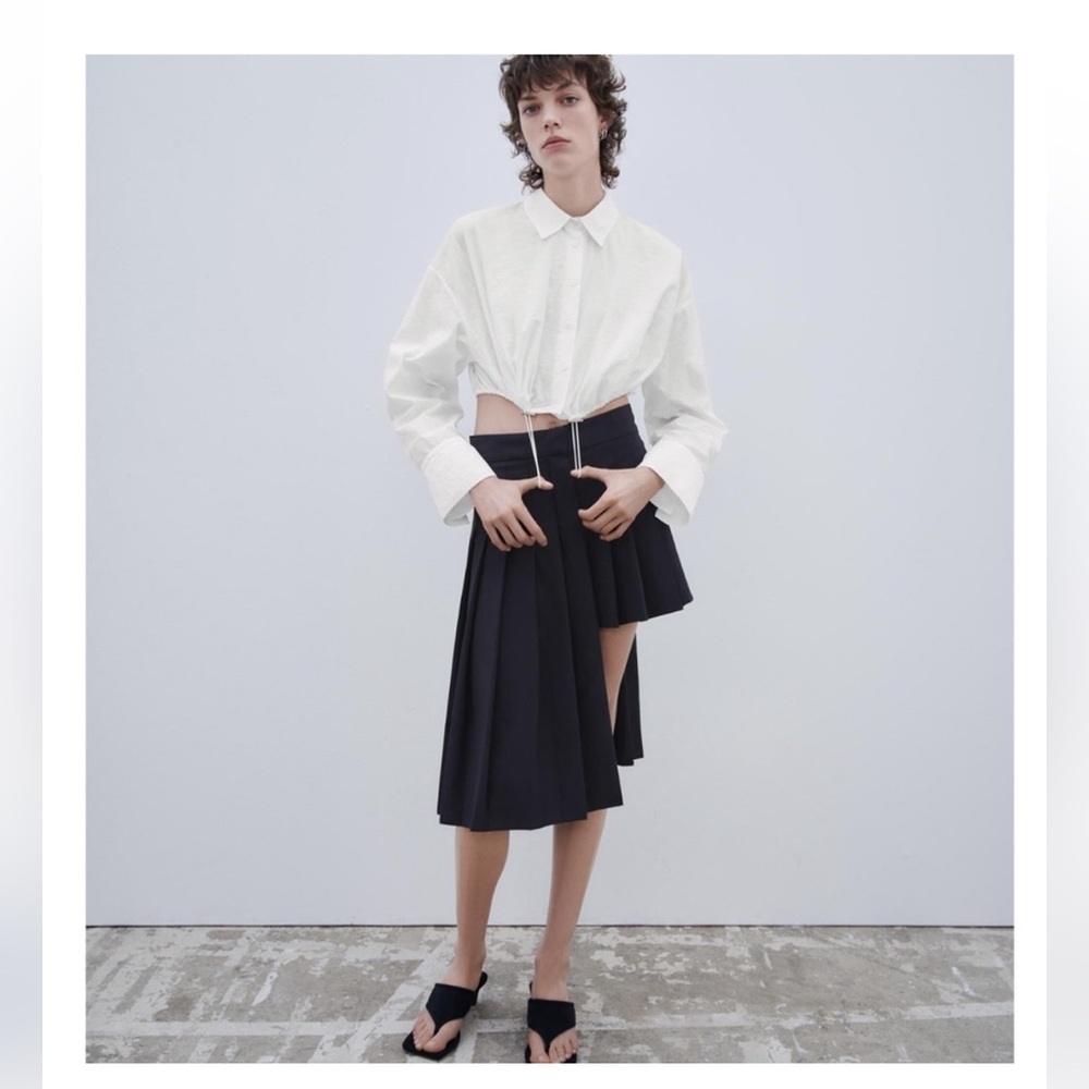 Zara ASYMMETRIC BOX PLEAT SKIRT NWT